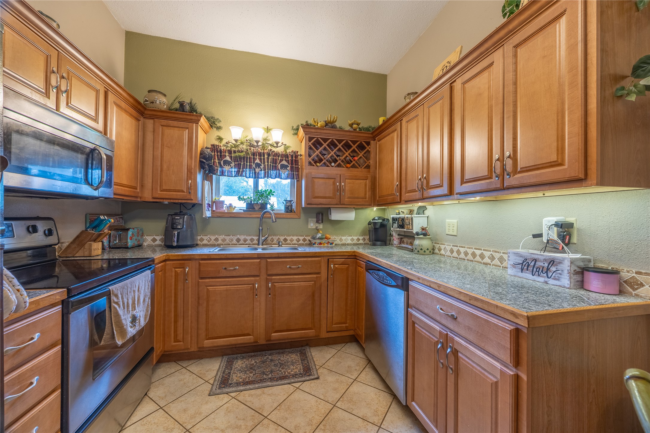 Property Photo #12