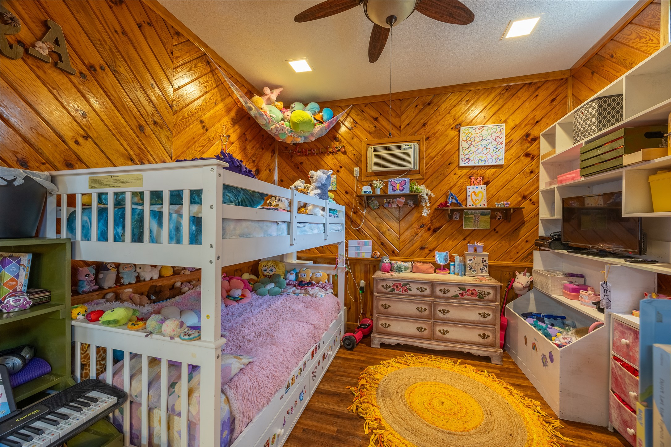 Property Photo #17