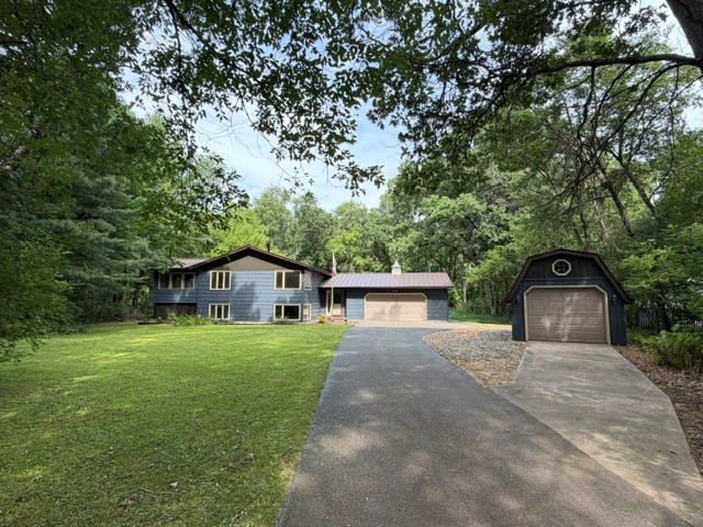 Photo of 5880 Crocus Lane