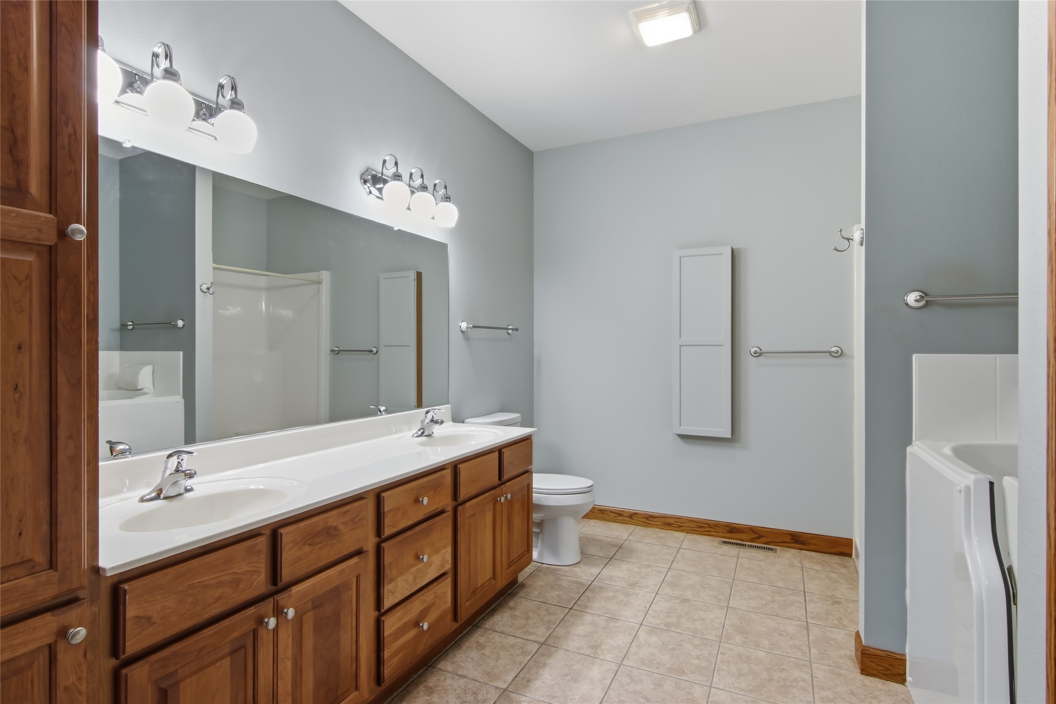Property Photo #16