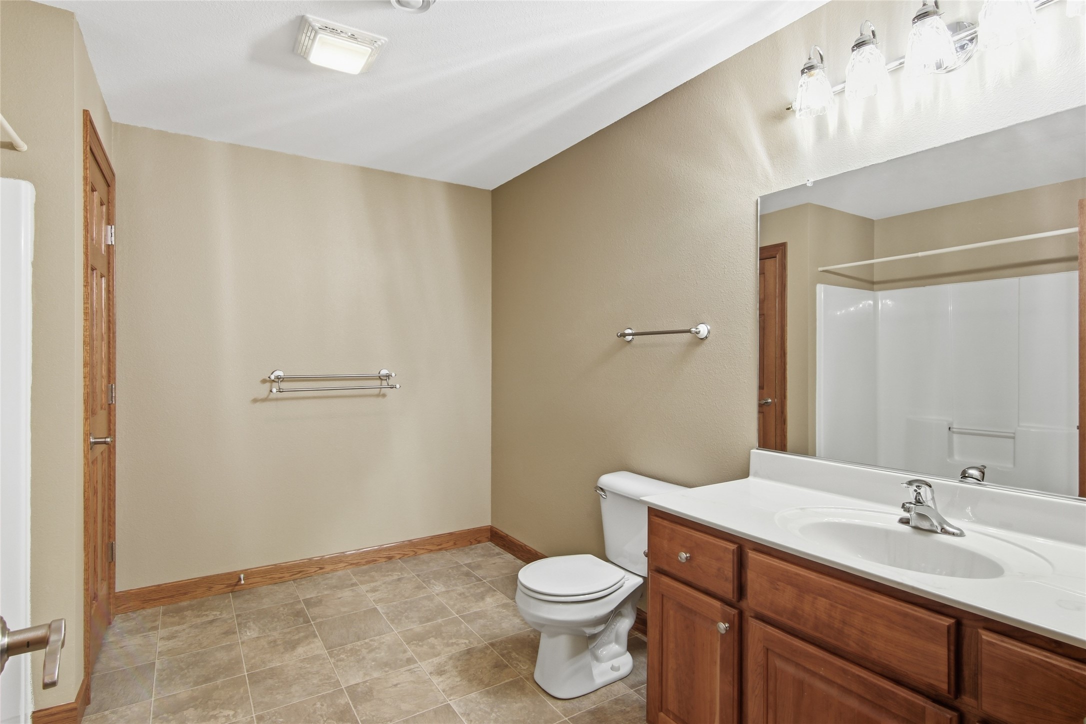 Property Photo #23
