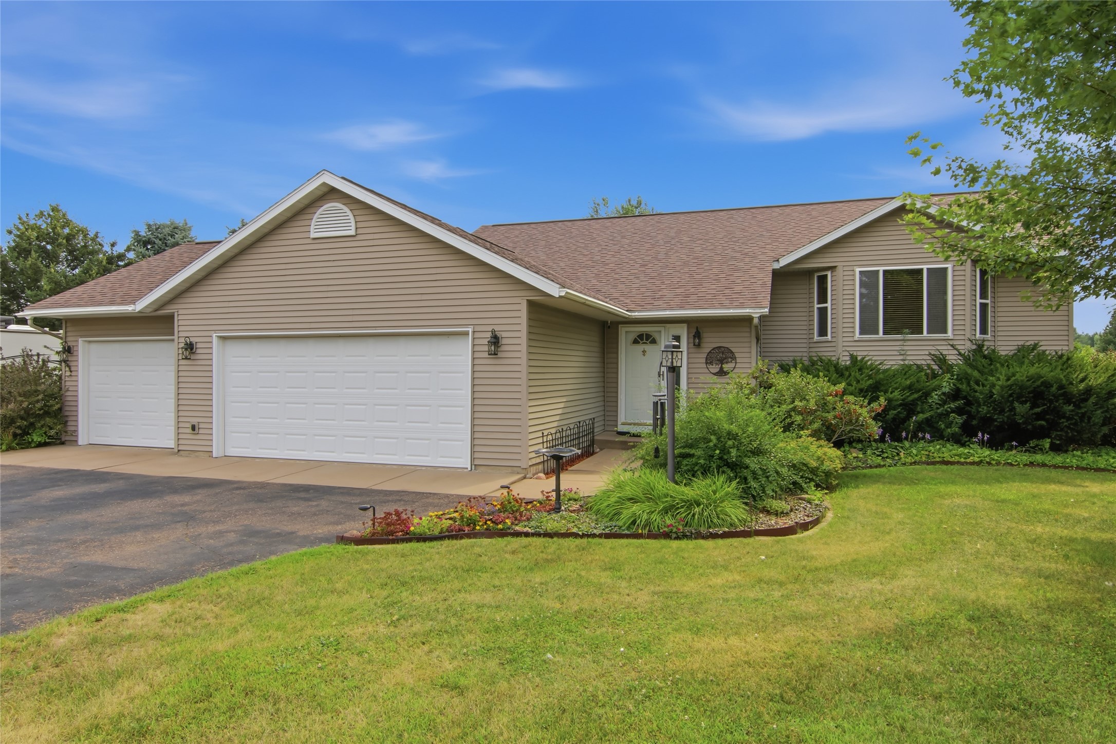 Photo 52