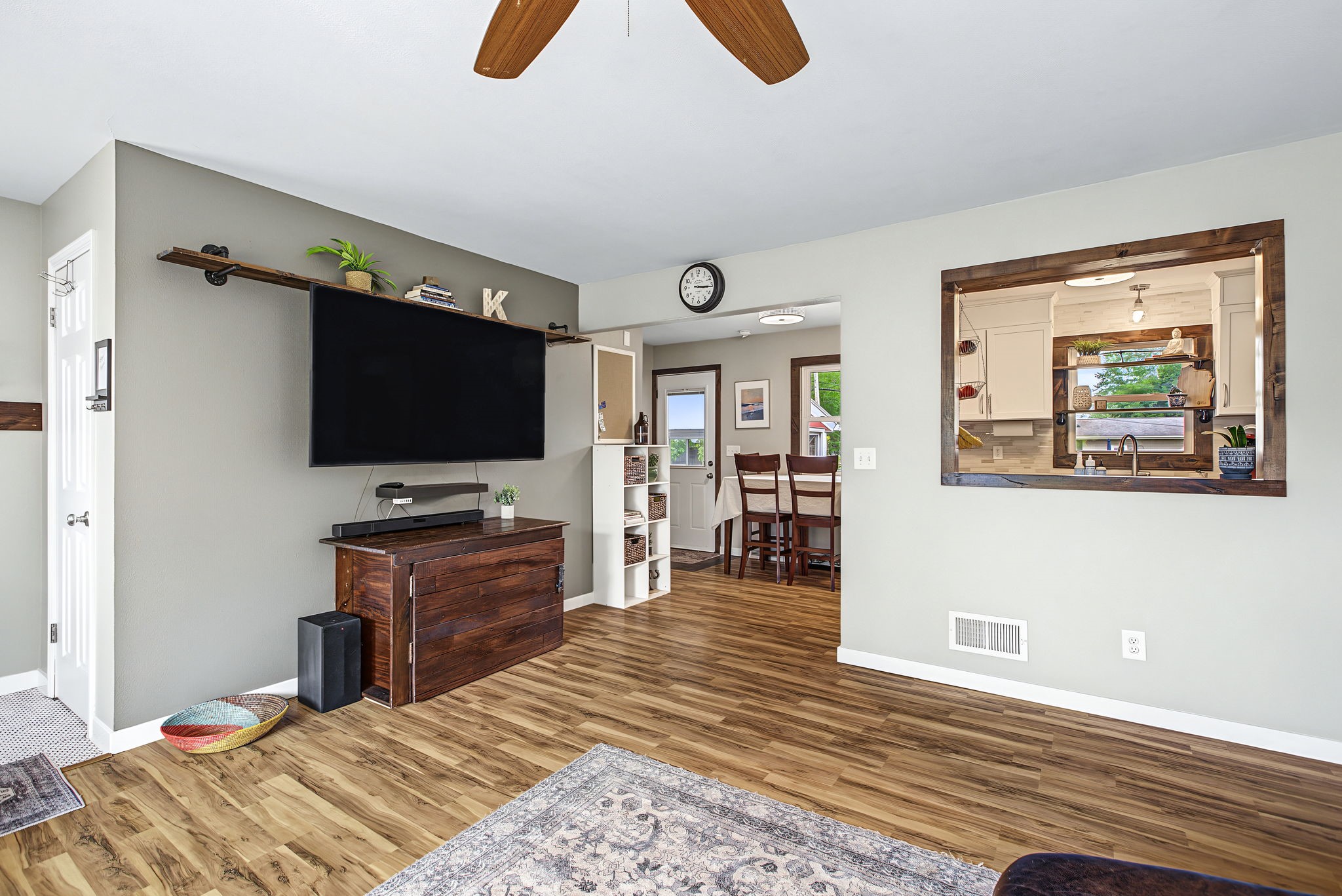 Property Photo #10