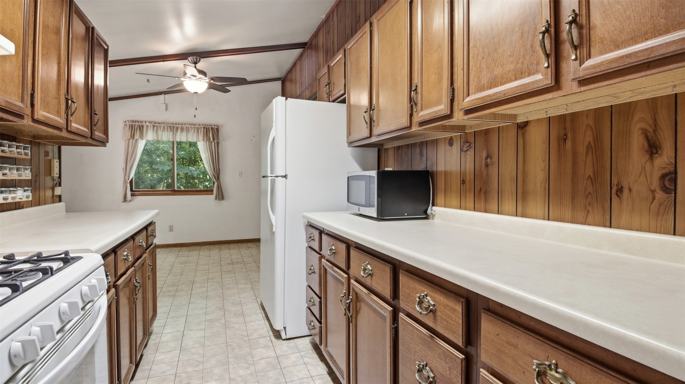 Hayward - Residential photo 5 of 44