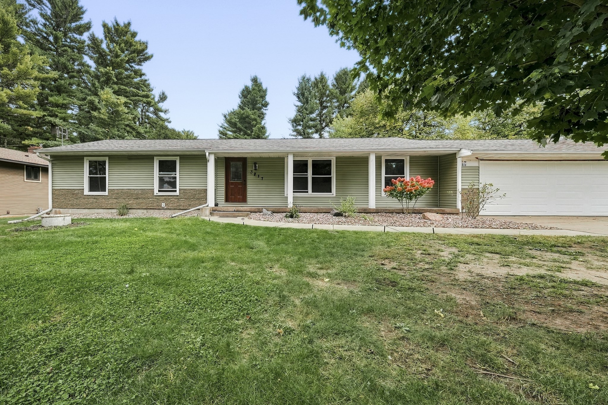 Photo of 3717 Claymore Lane