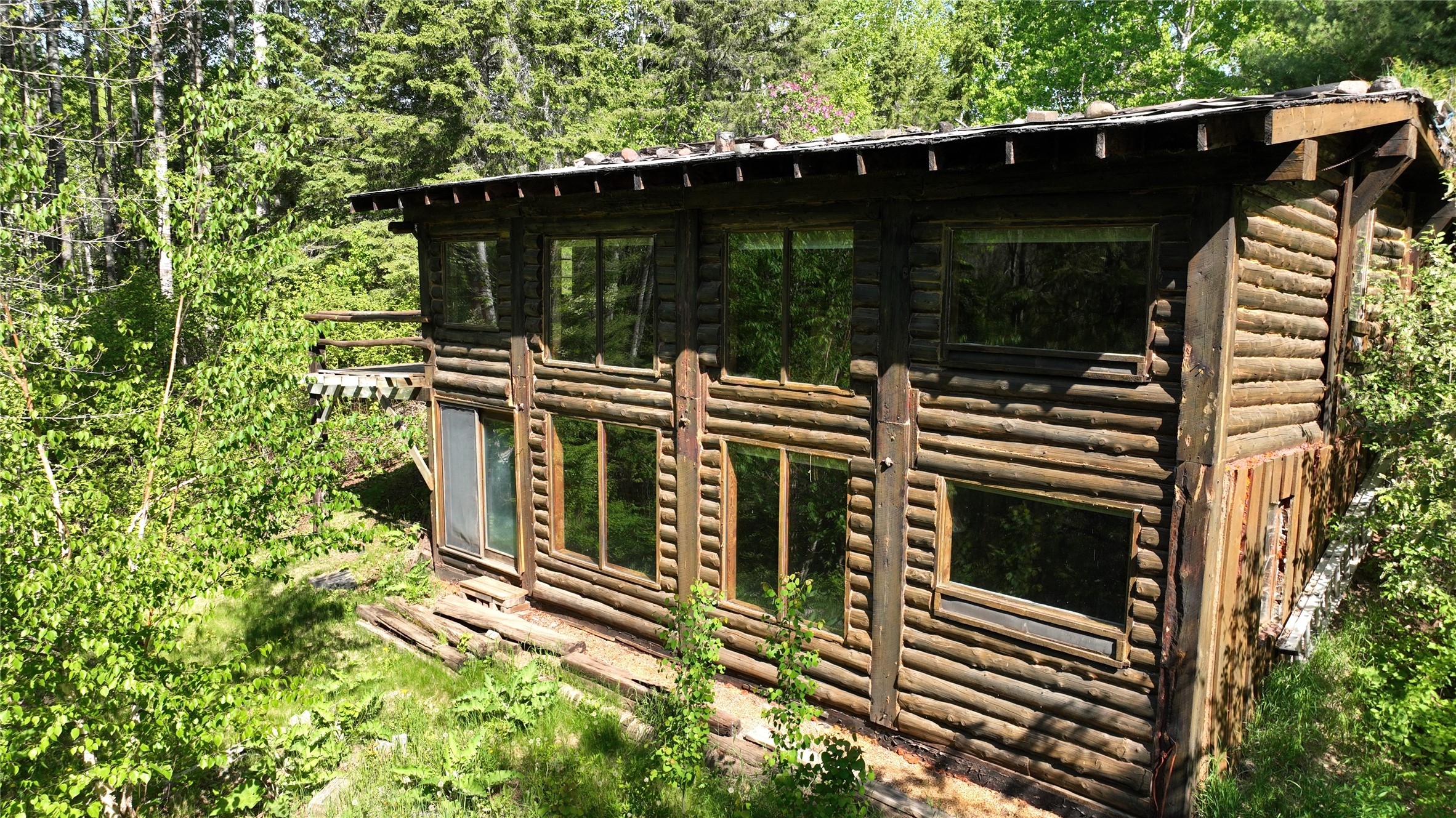 Superior Land Real Estate