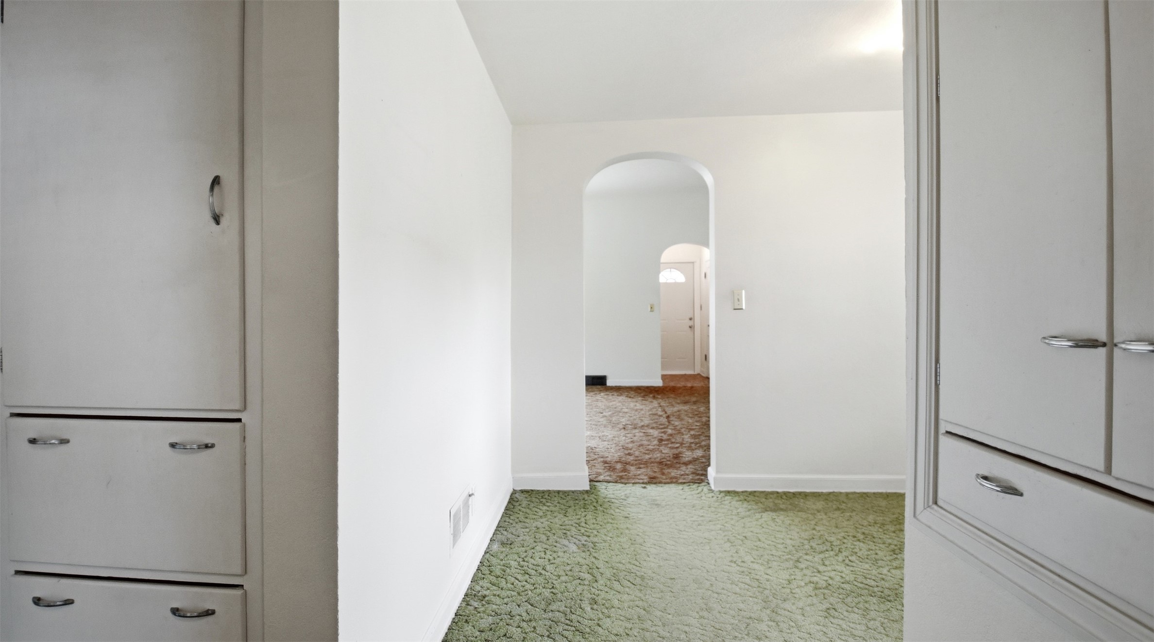 Property Photo #12