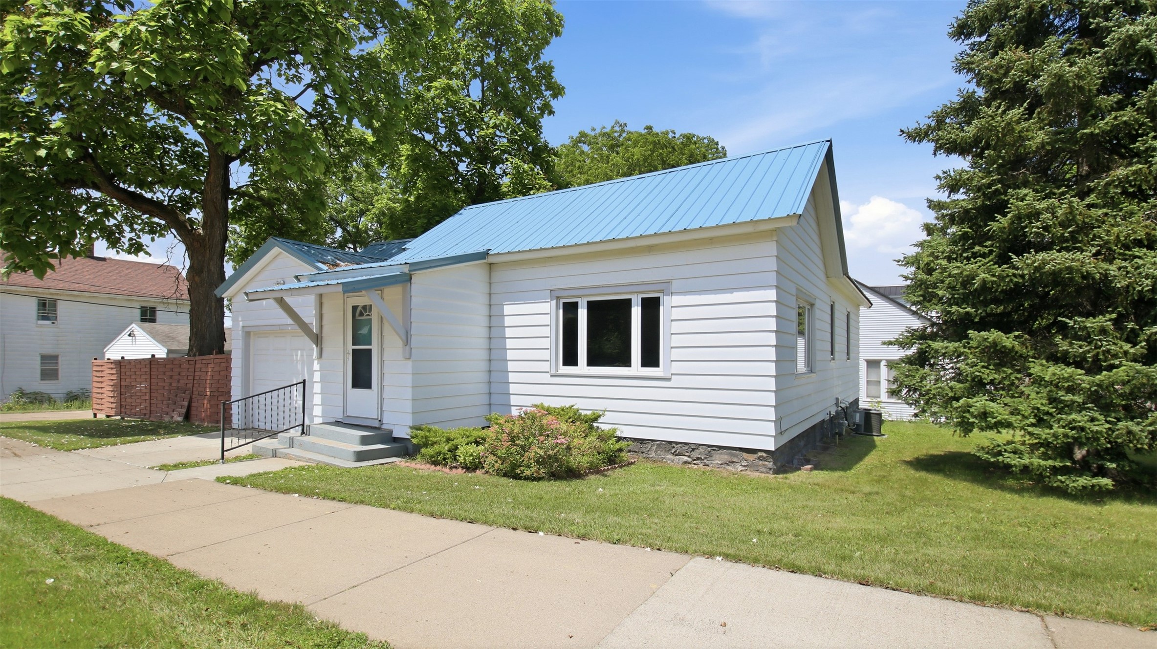 Property Photo #2
