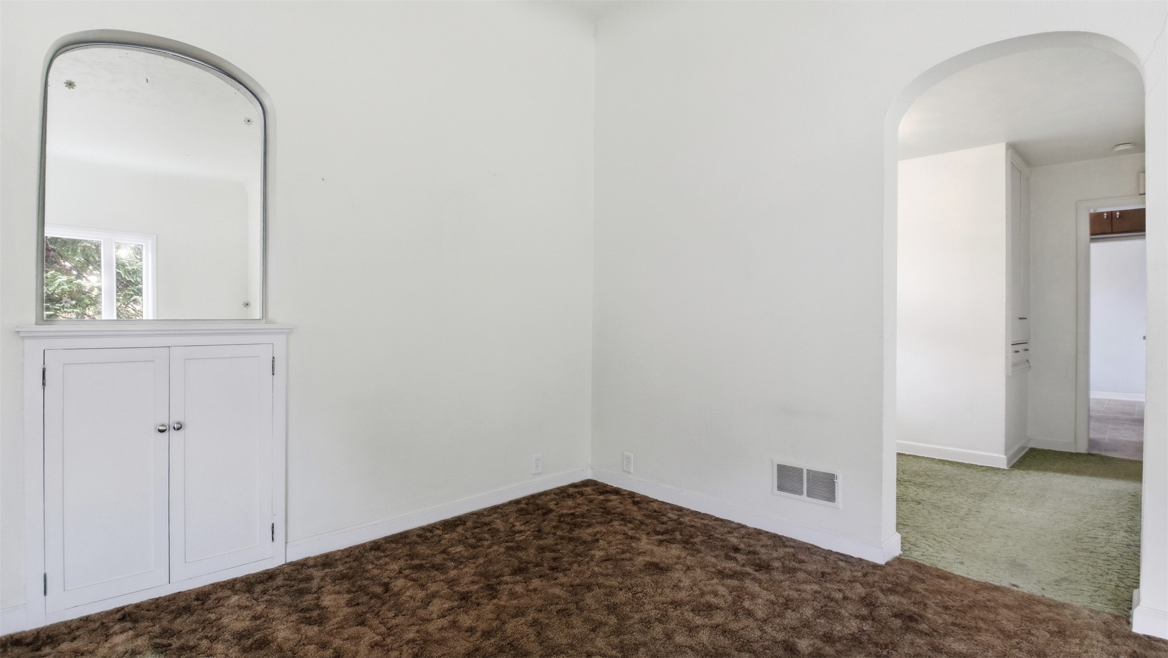 Property Photo #8