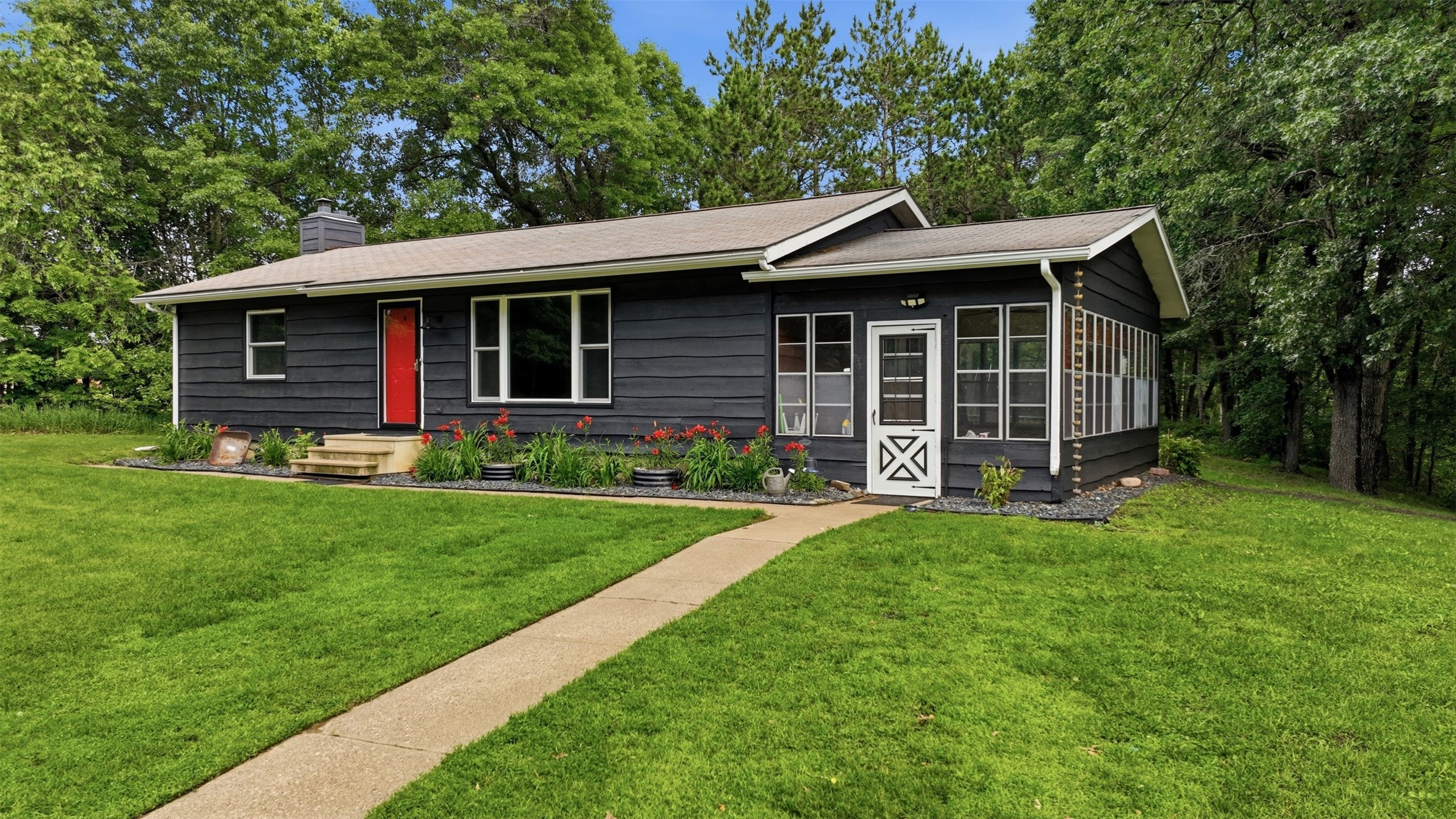 Photo of S7801 Ladybug Lane