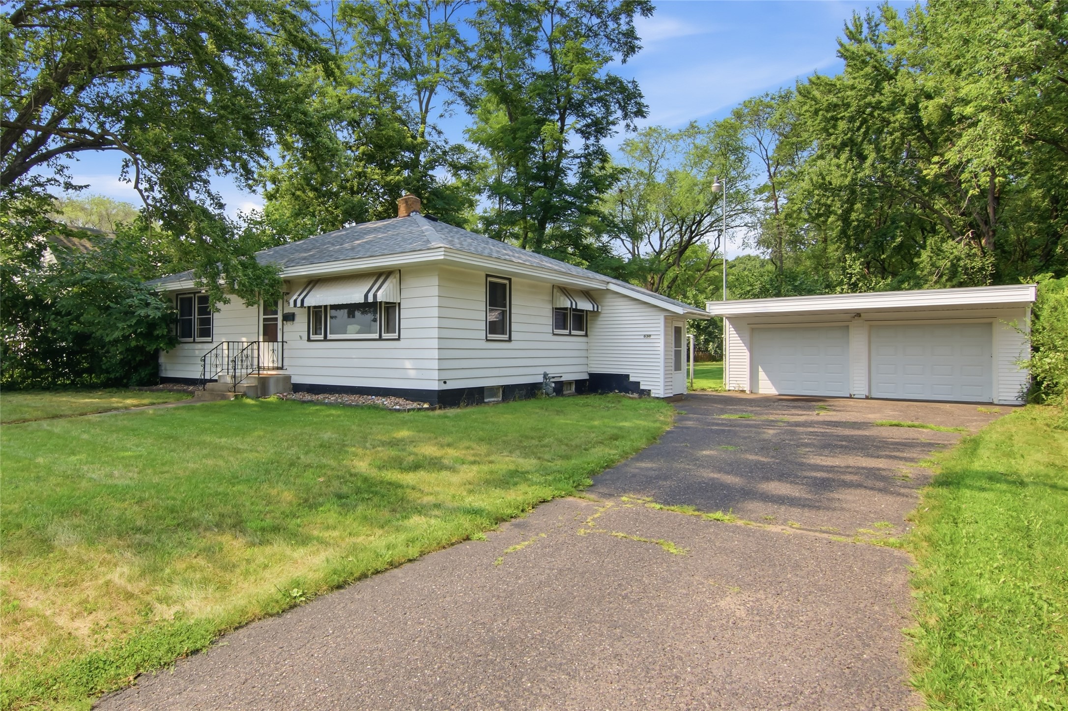 Photo of 638 Selma Street, Eau Claire, WI