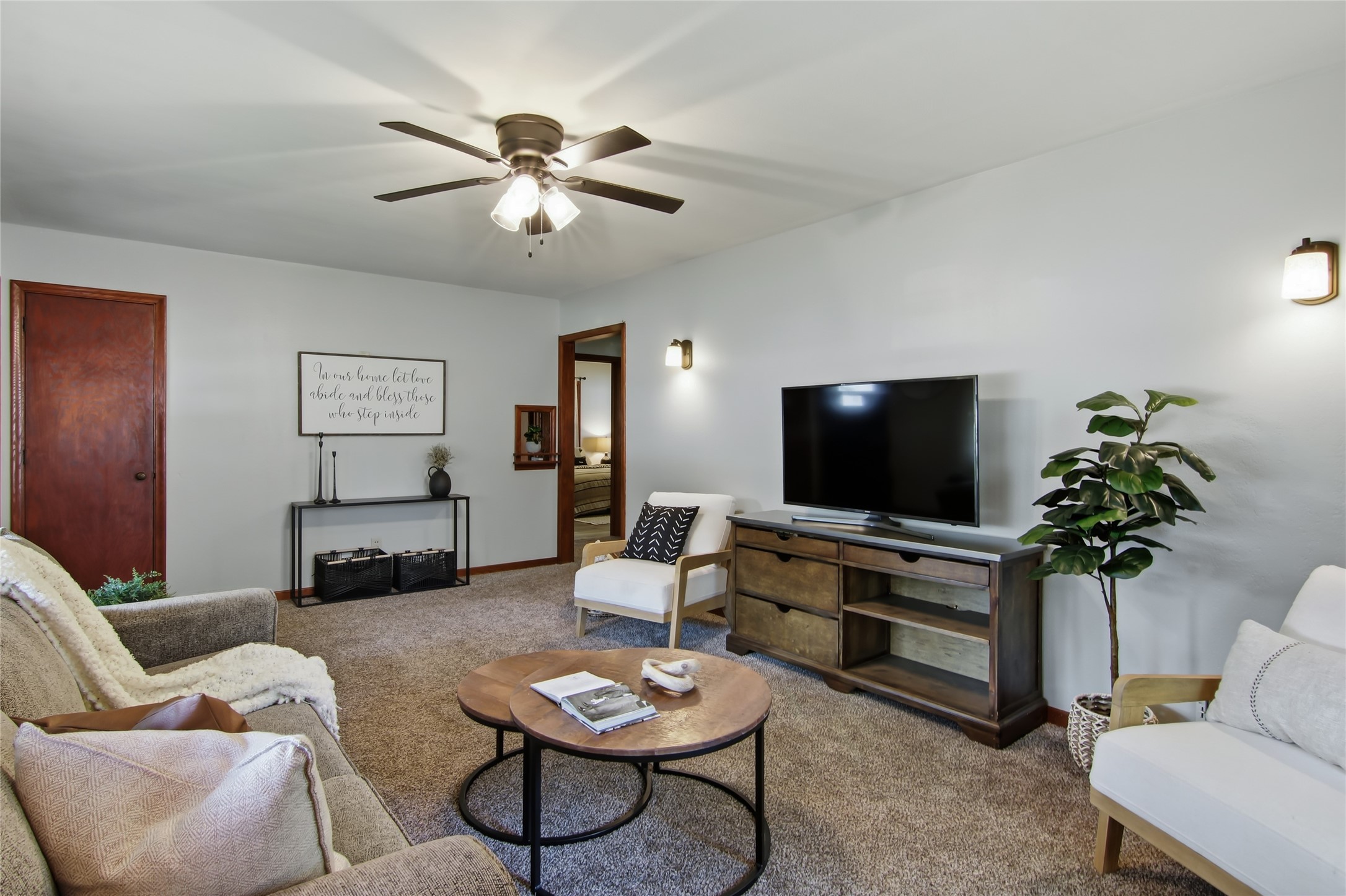 Eau Claire - Residential photo 4 of 32