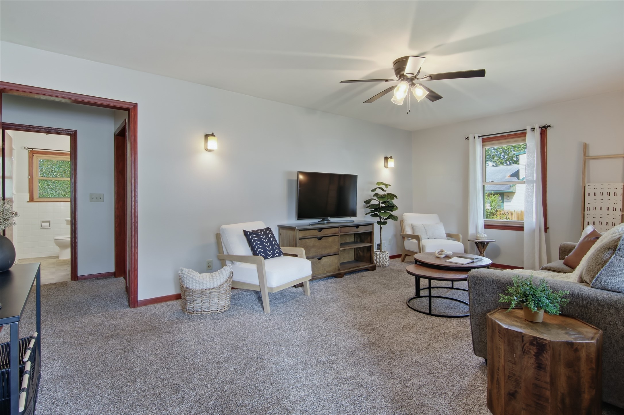 Eau Claire - Residential photo 5 of 32