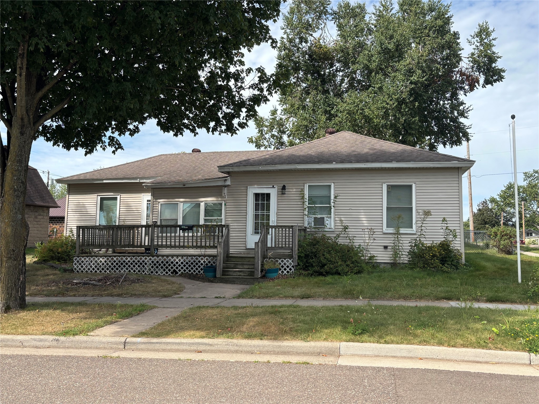 Property Photo #1