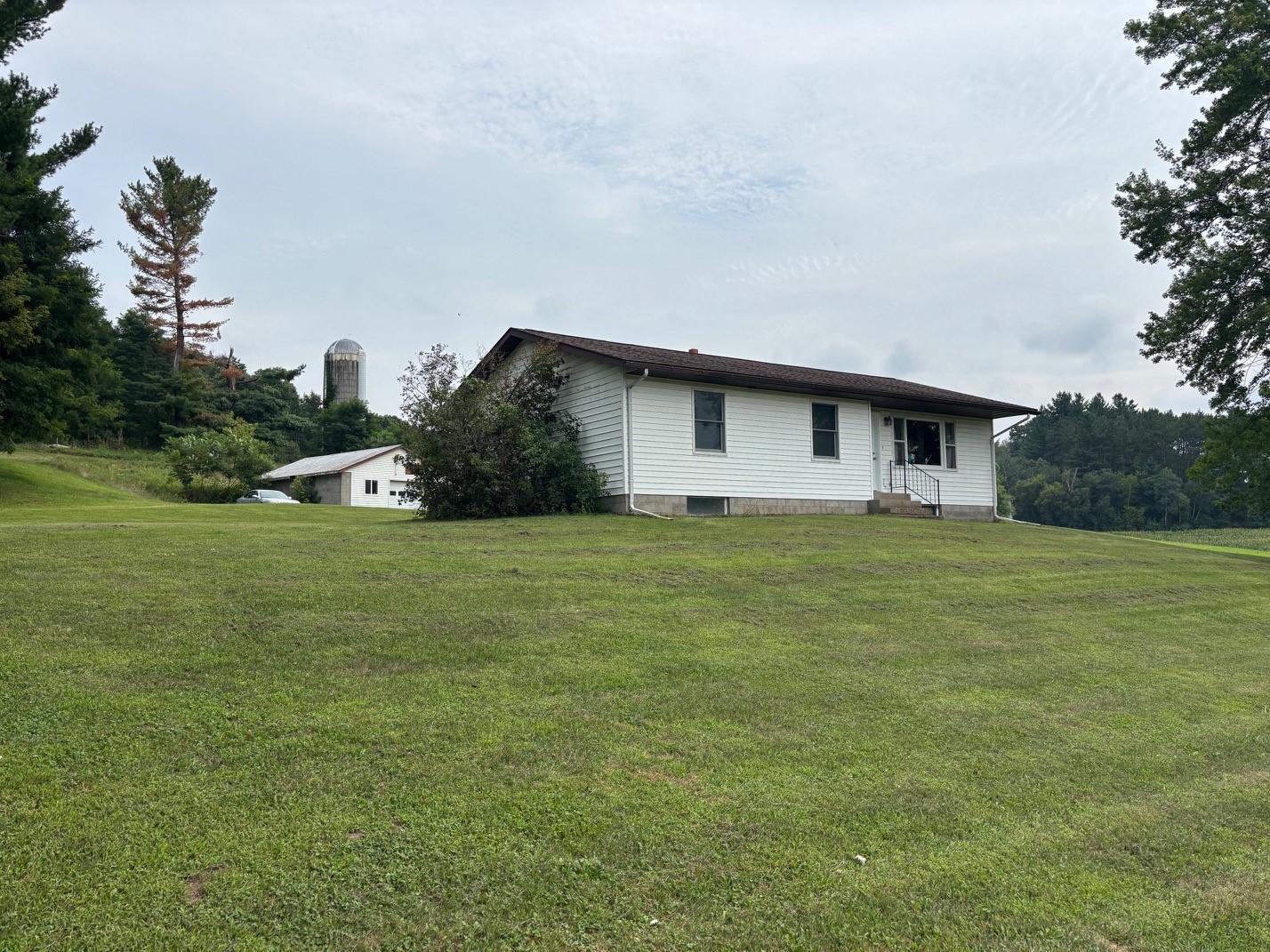 Photo of N24454 Washington Coulee Rd, Ettrick, WI
