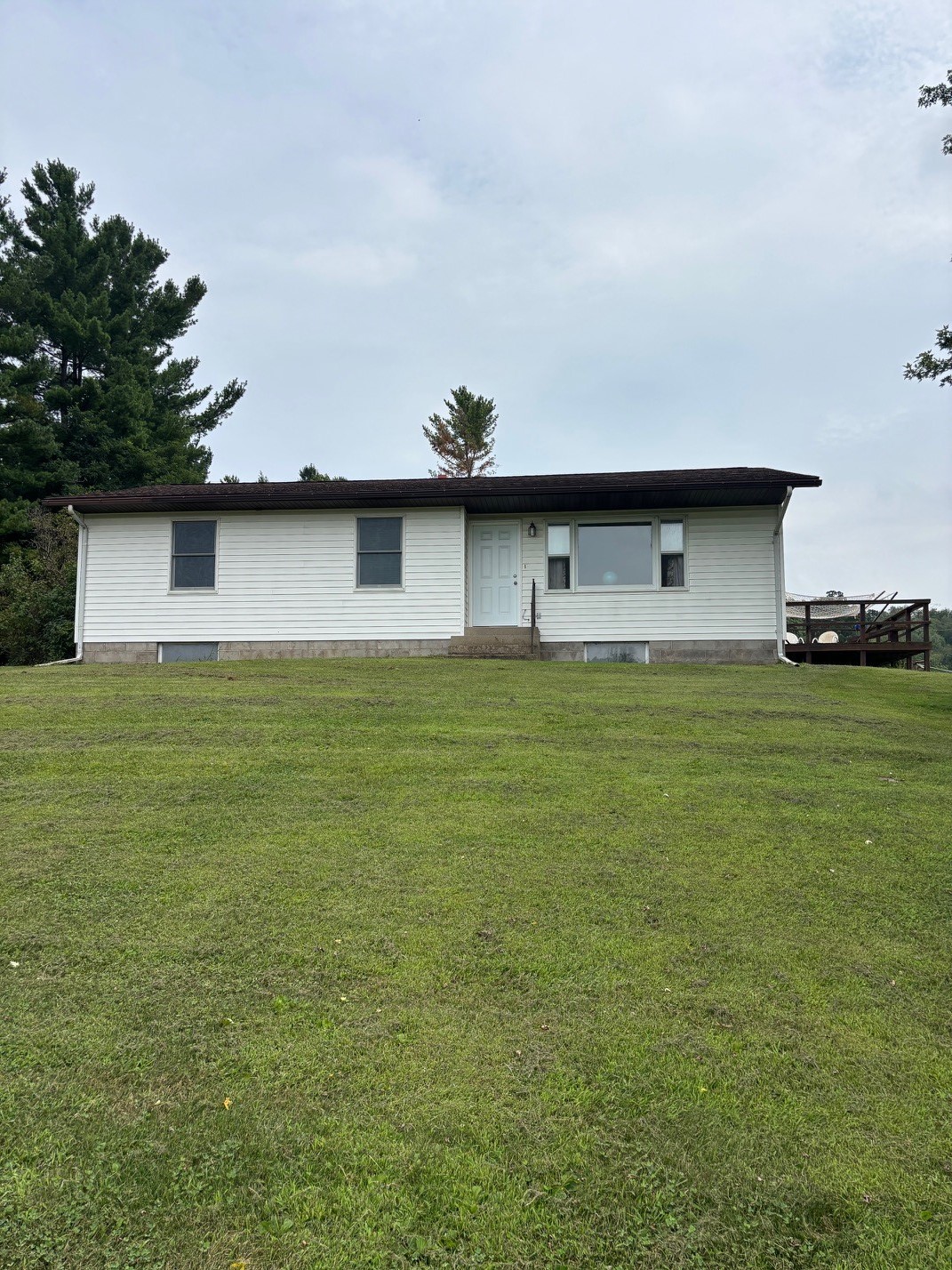 Ettrick - Residential photo 3 of 34