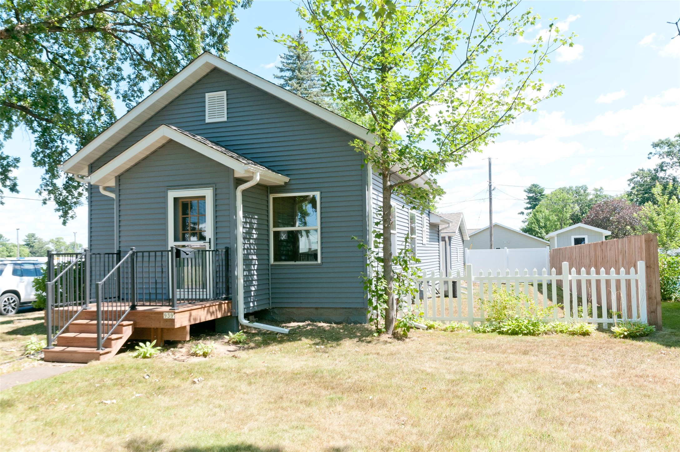 Rice Lake - Residential photo 4 of 33