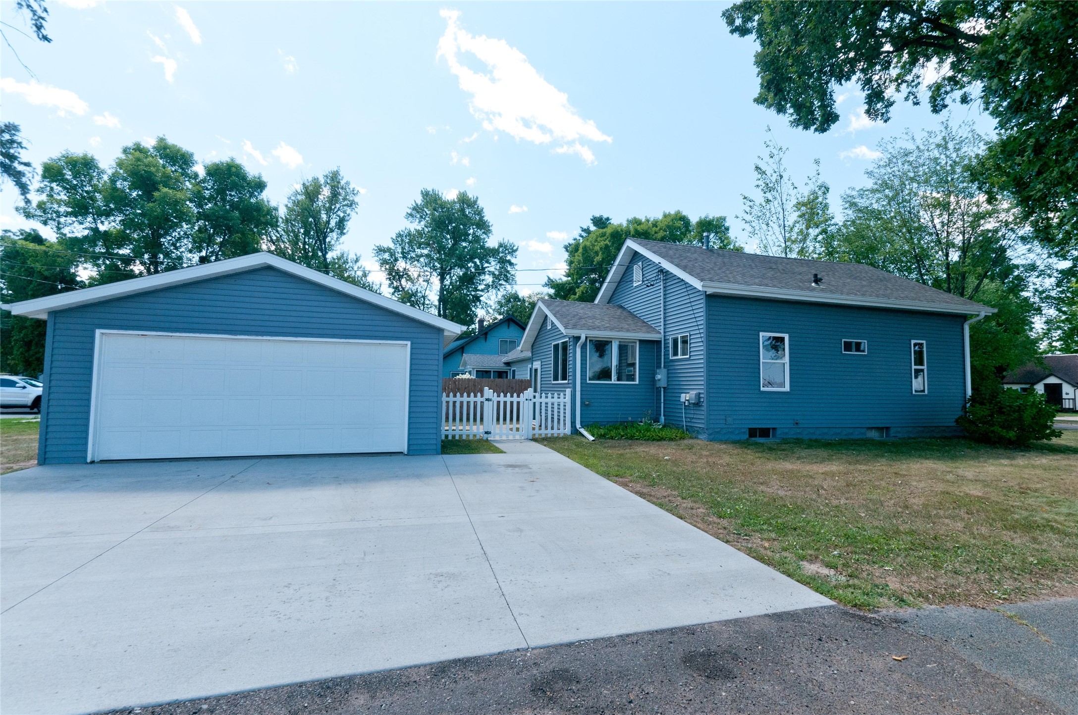 Rice Lake - Residential photo 6 of 33