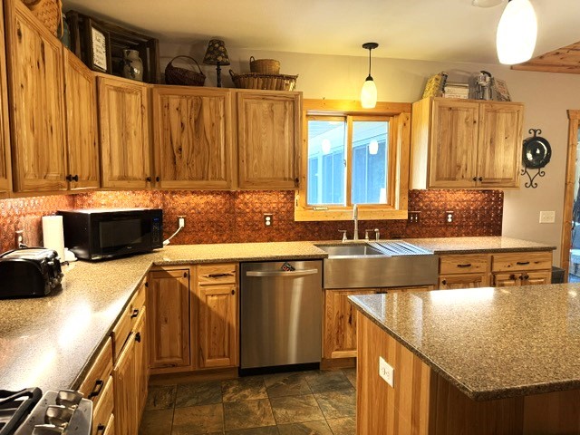 Hayward - Residential photo 2 of 12