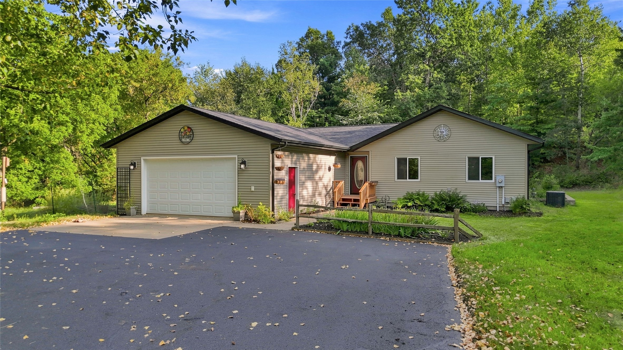 Photo of 7375 S Lowes Creek Road
