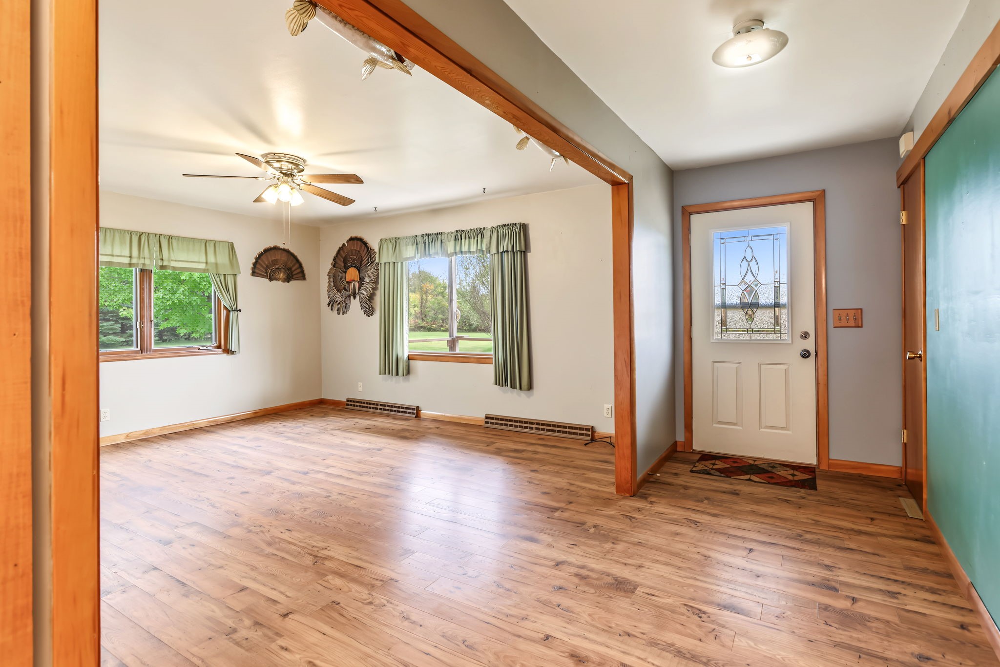 Cadott - Residential photo 3 of 40