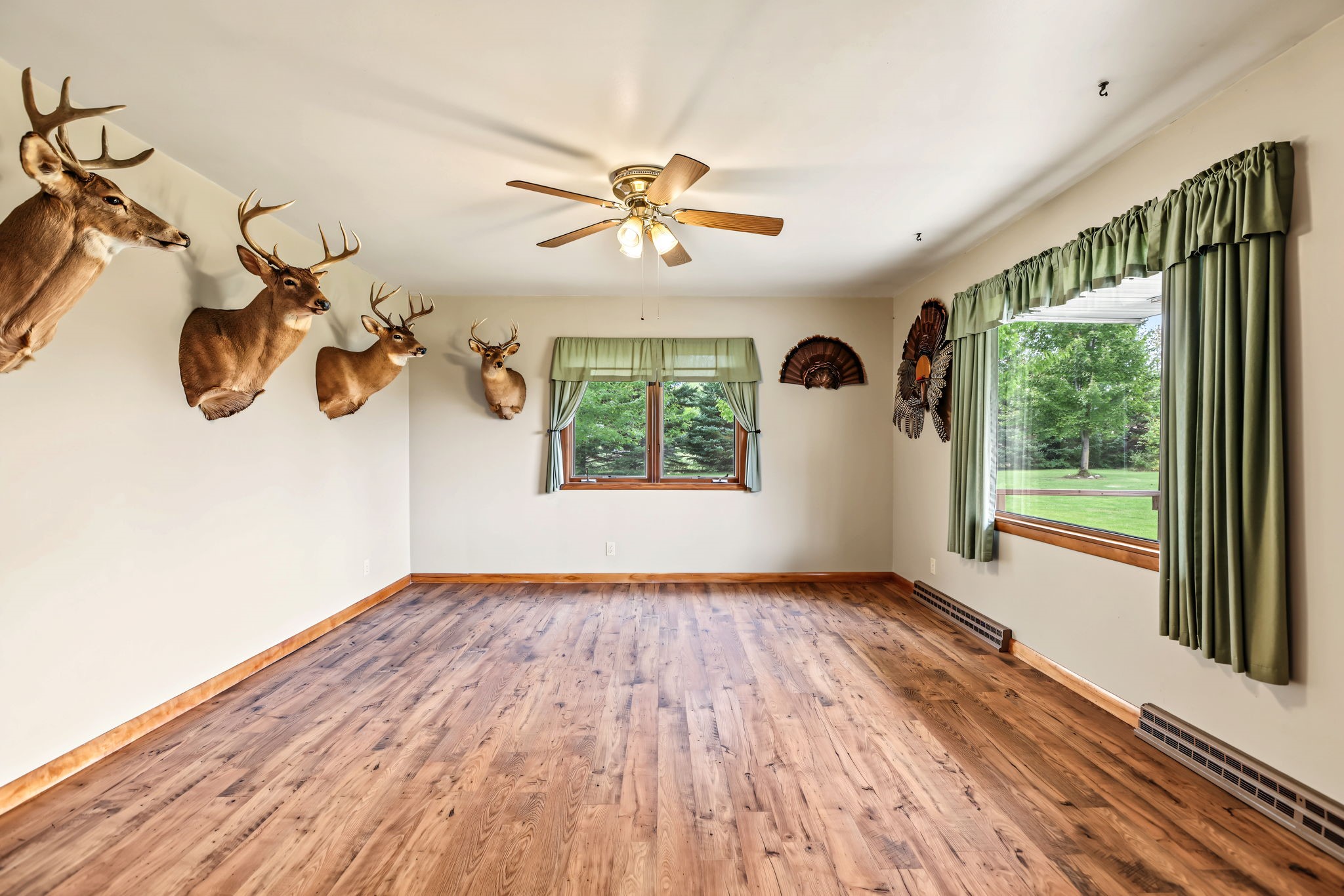 Cadott - Residential photo 5 of 40