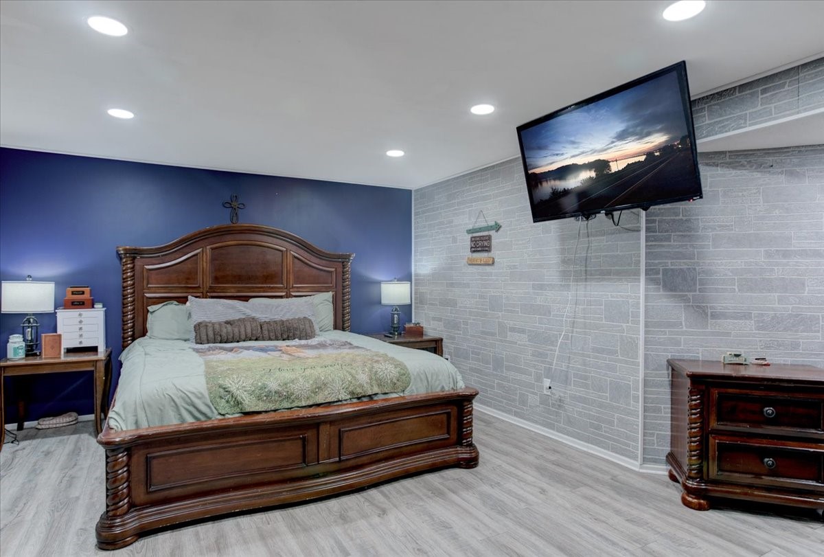 Property Photo #23