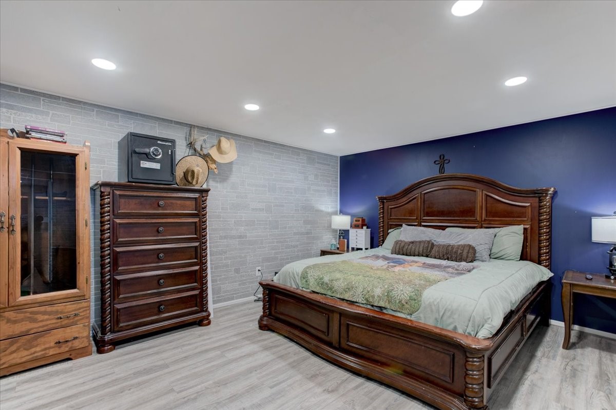 Property Photo #25