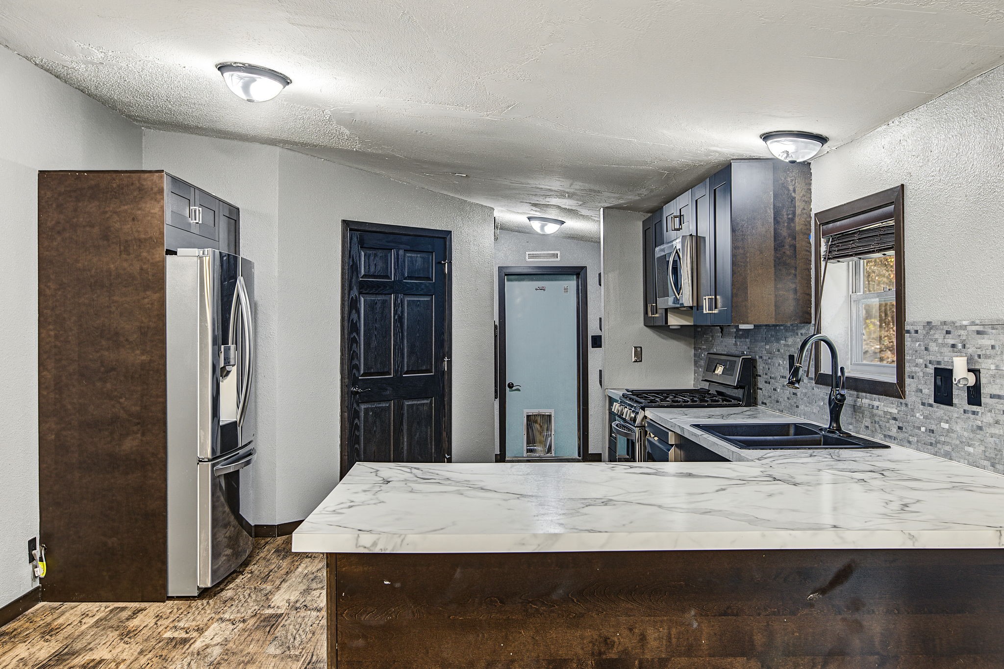 Property Photo #11