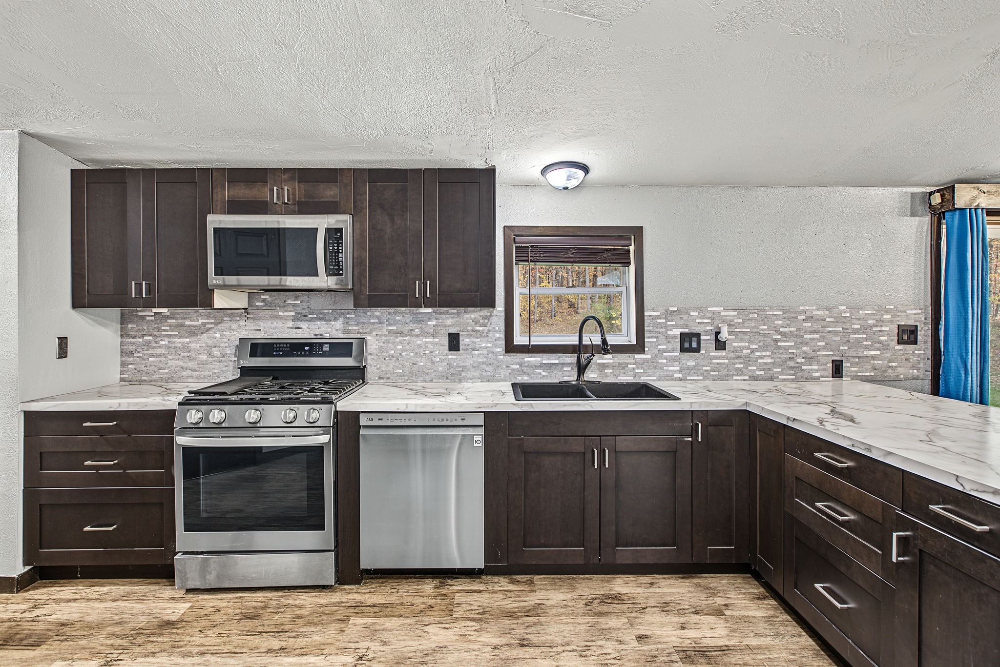 Property Photo #13