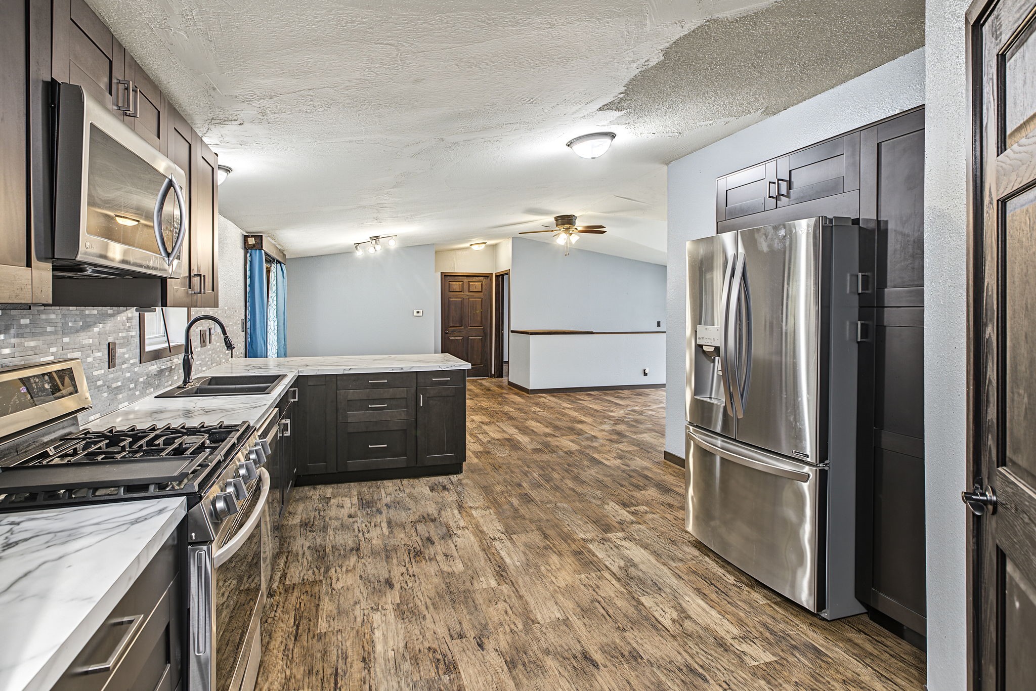 Property Photo #14