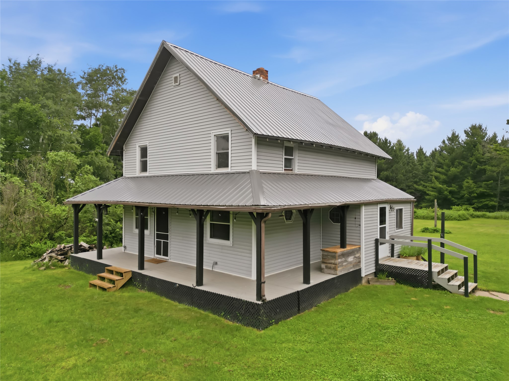 Photo of 1280 Swiss Chalet Road