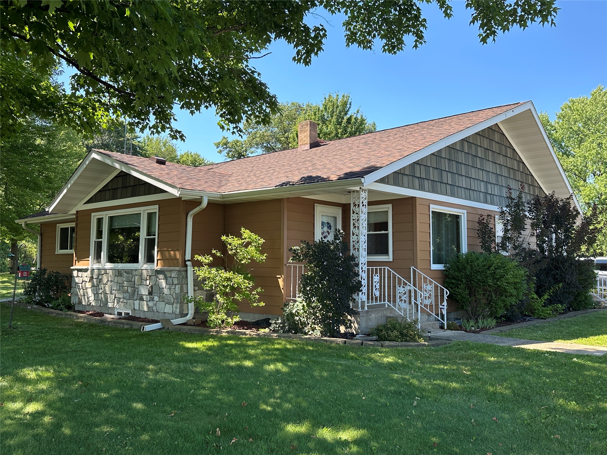 Photo of E910 Cedar Road