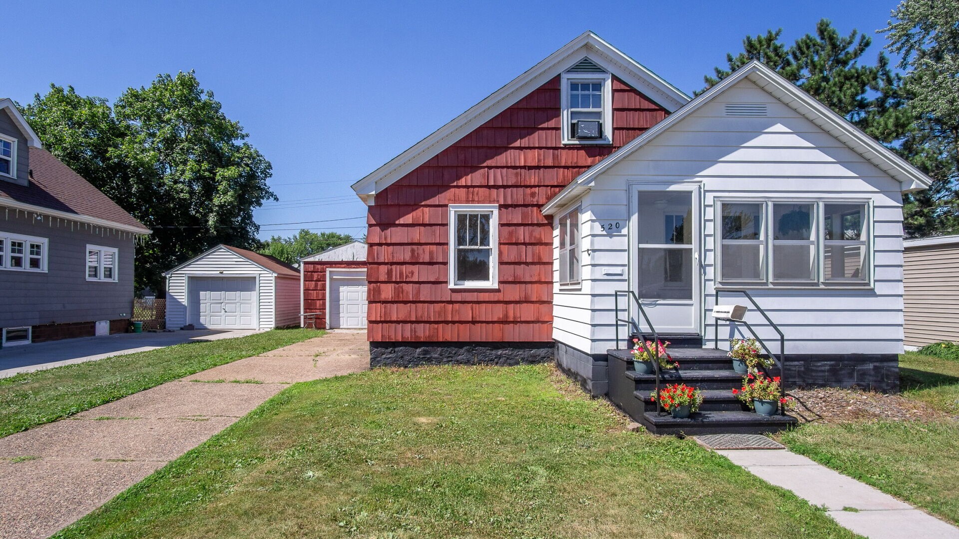 Photo of 520 W Cedar Street
