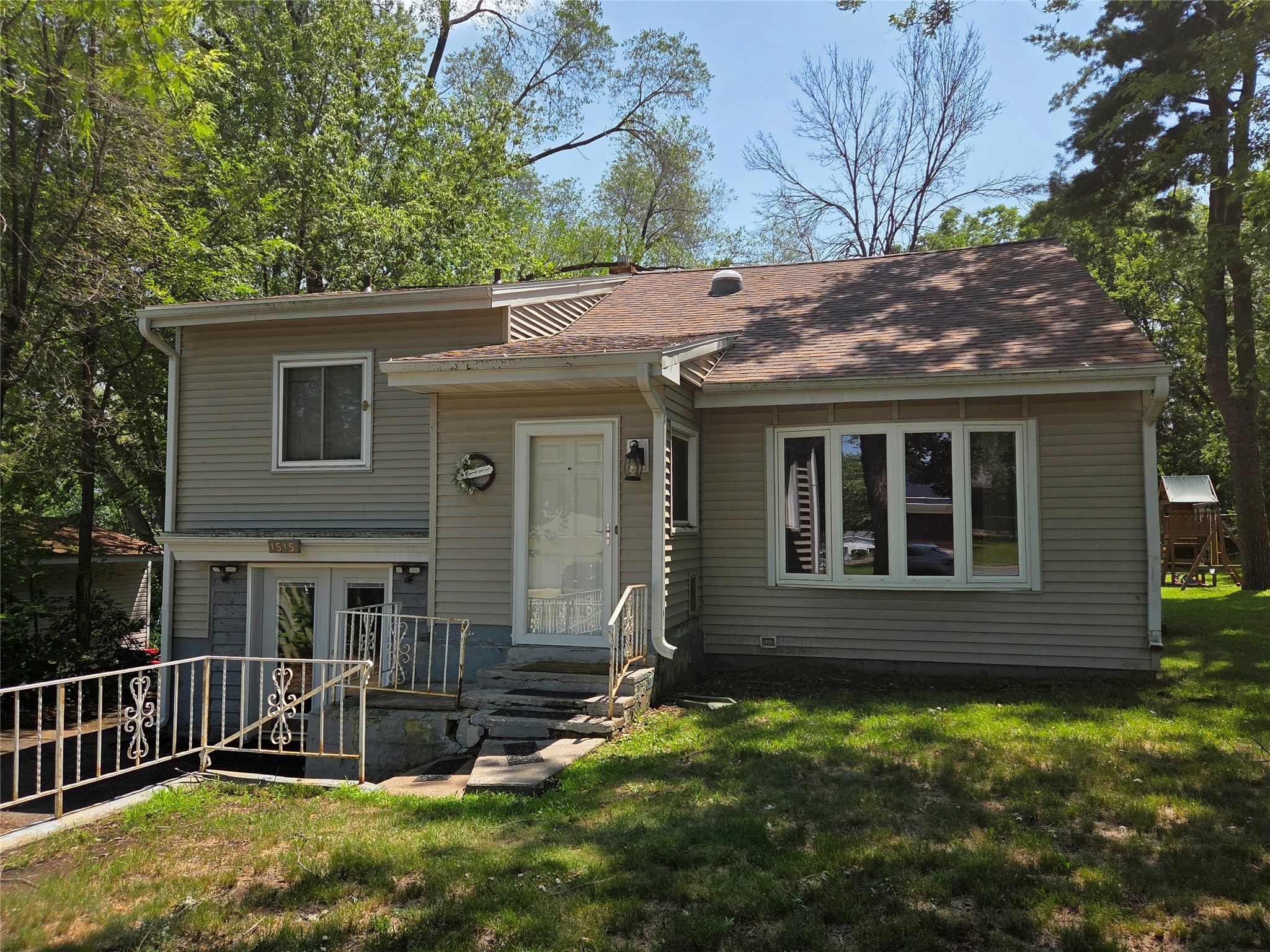 Photo of 1515 Hillsdale Road