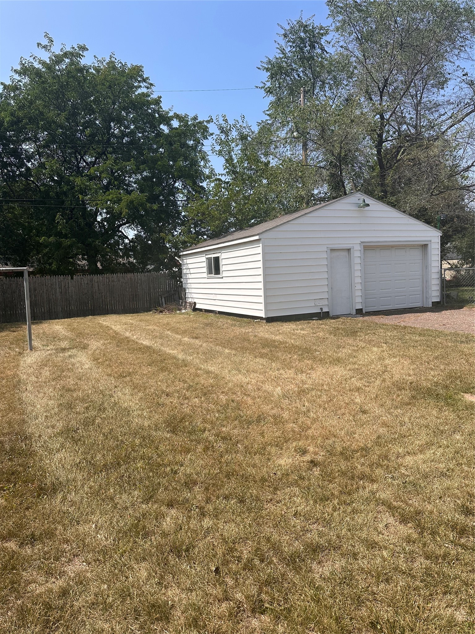 Eau Claire - Residential photo 3 of 15