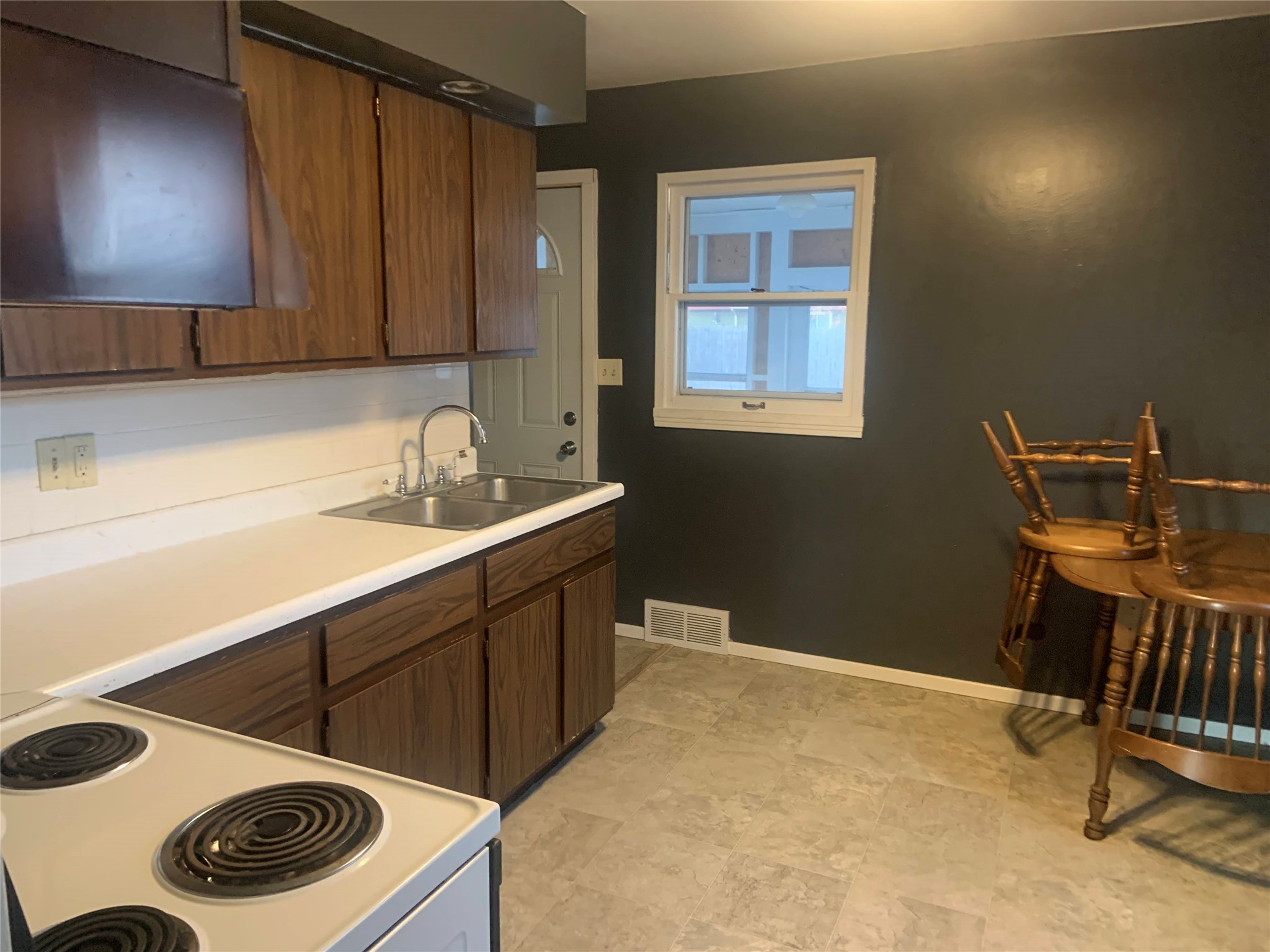 Property Photo #8