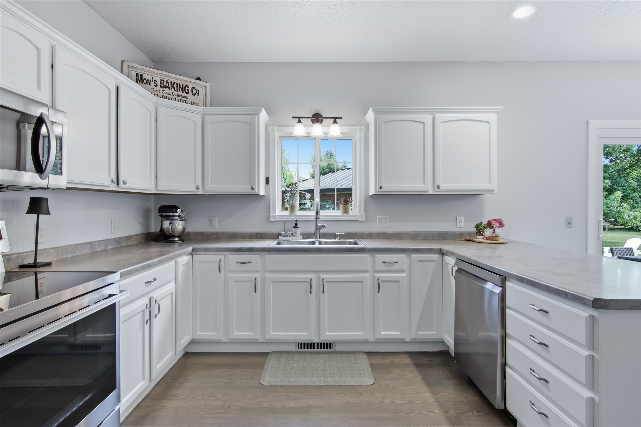 Property Photo #11