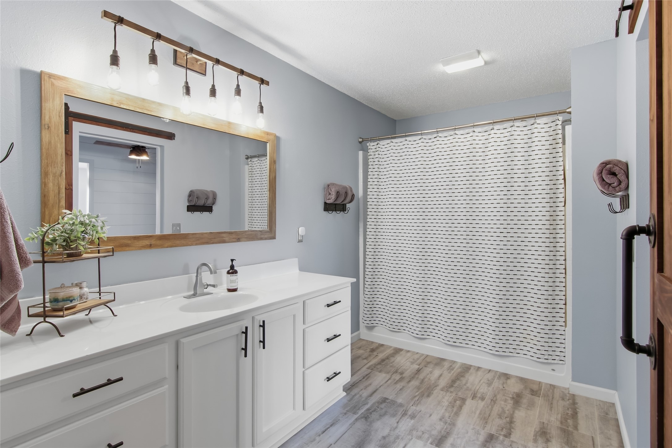 Property Photo #19