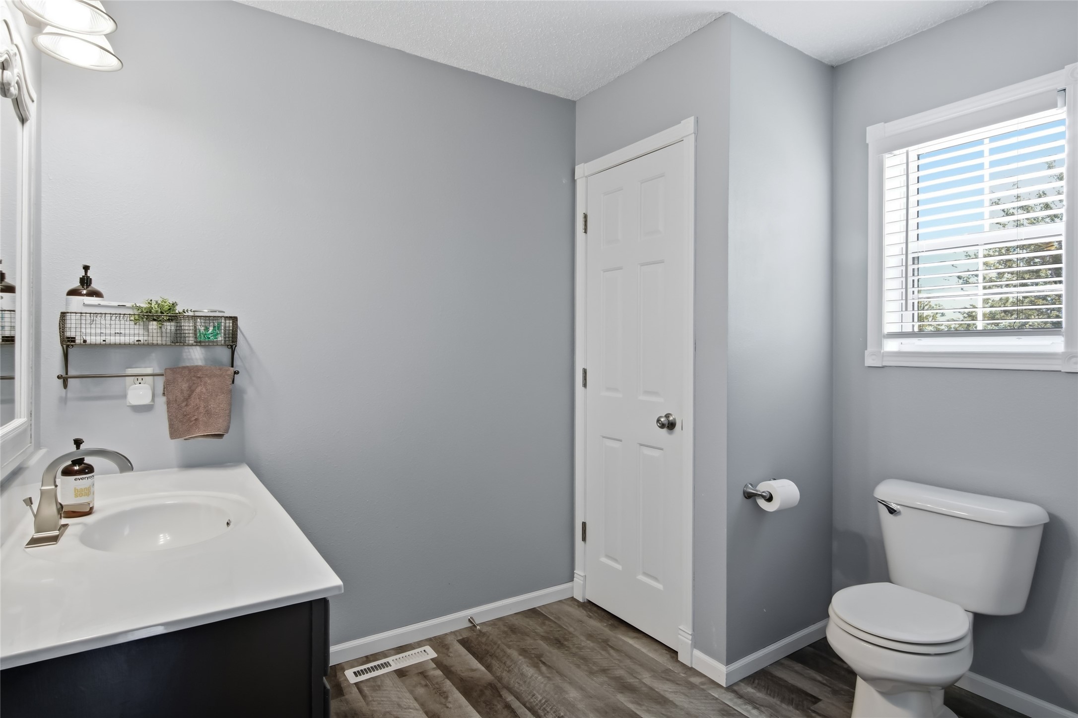 Property Photo #21