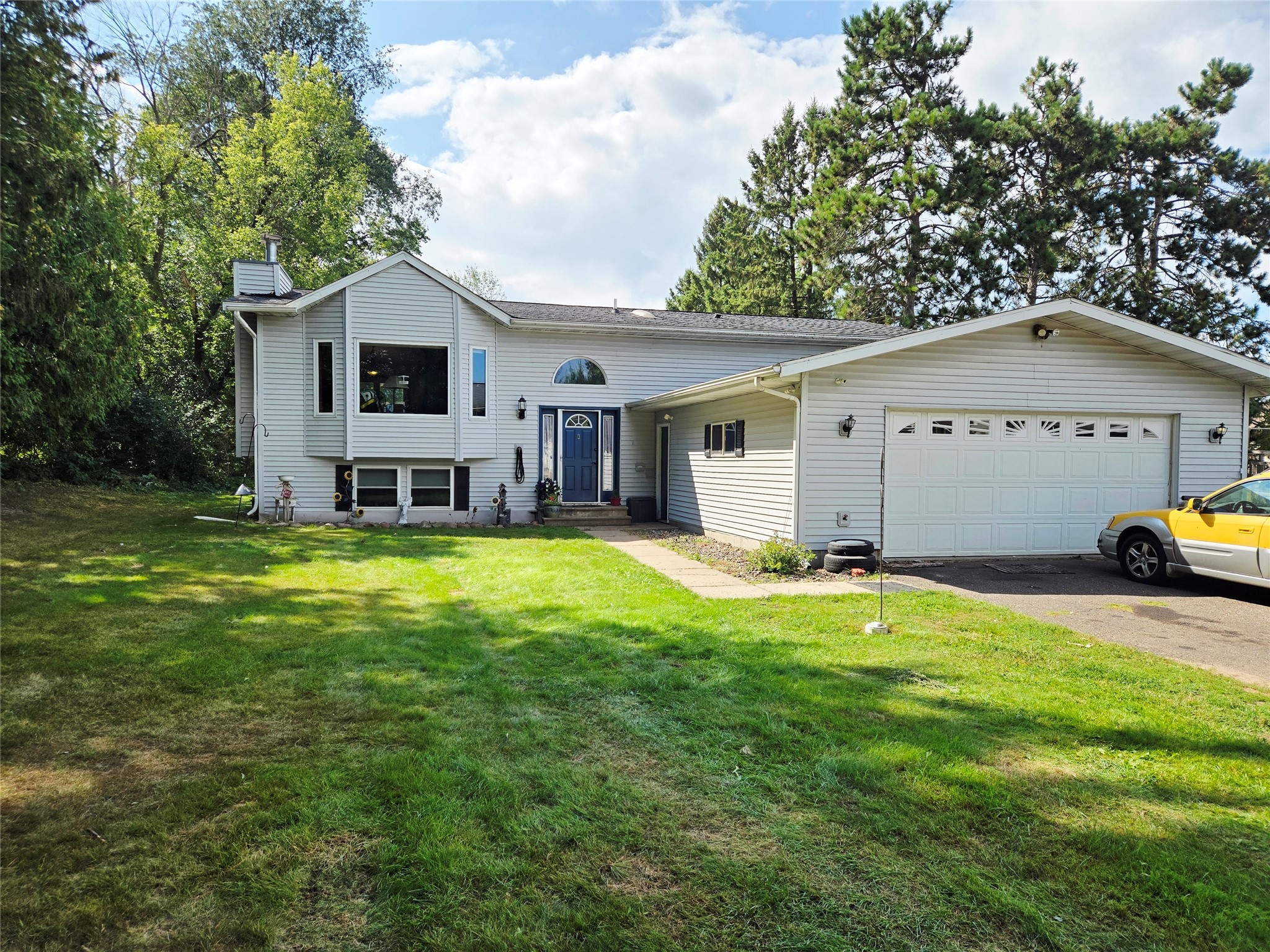Photo of 1713 Riggs Street, Bloomer, WI