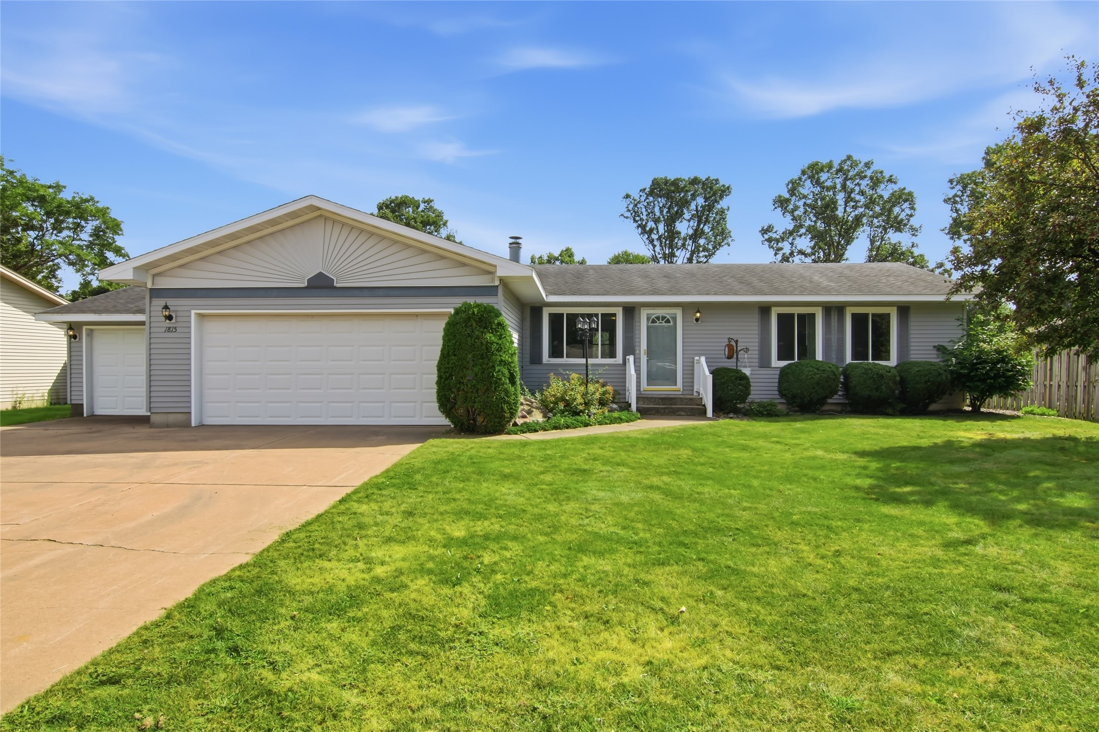 Photo of 1815 Frisbie Lane