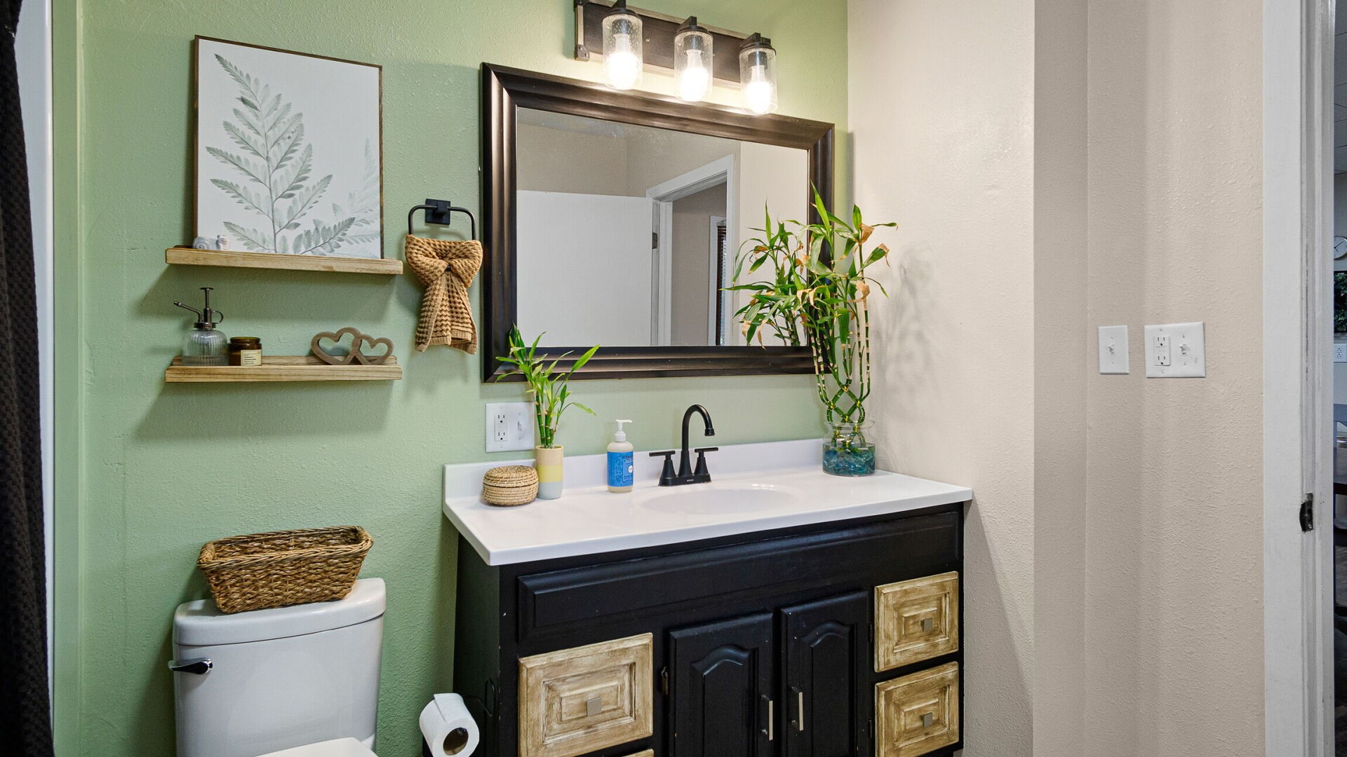 Property Photo #40