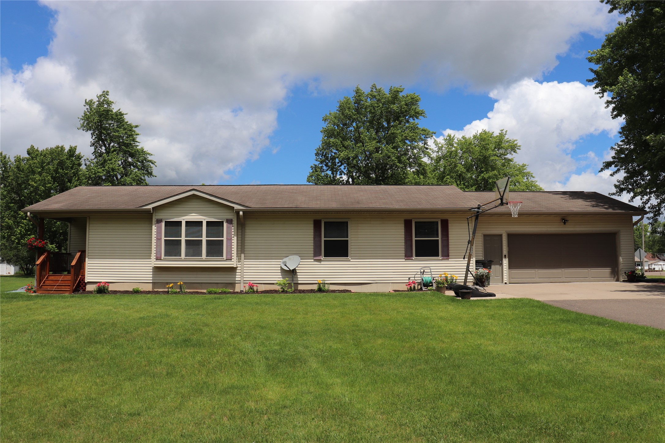 Property Photo #1