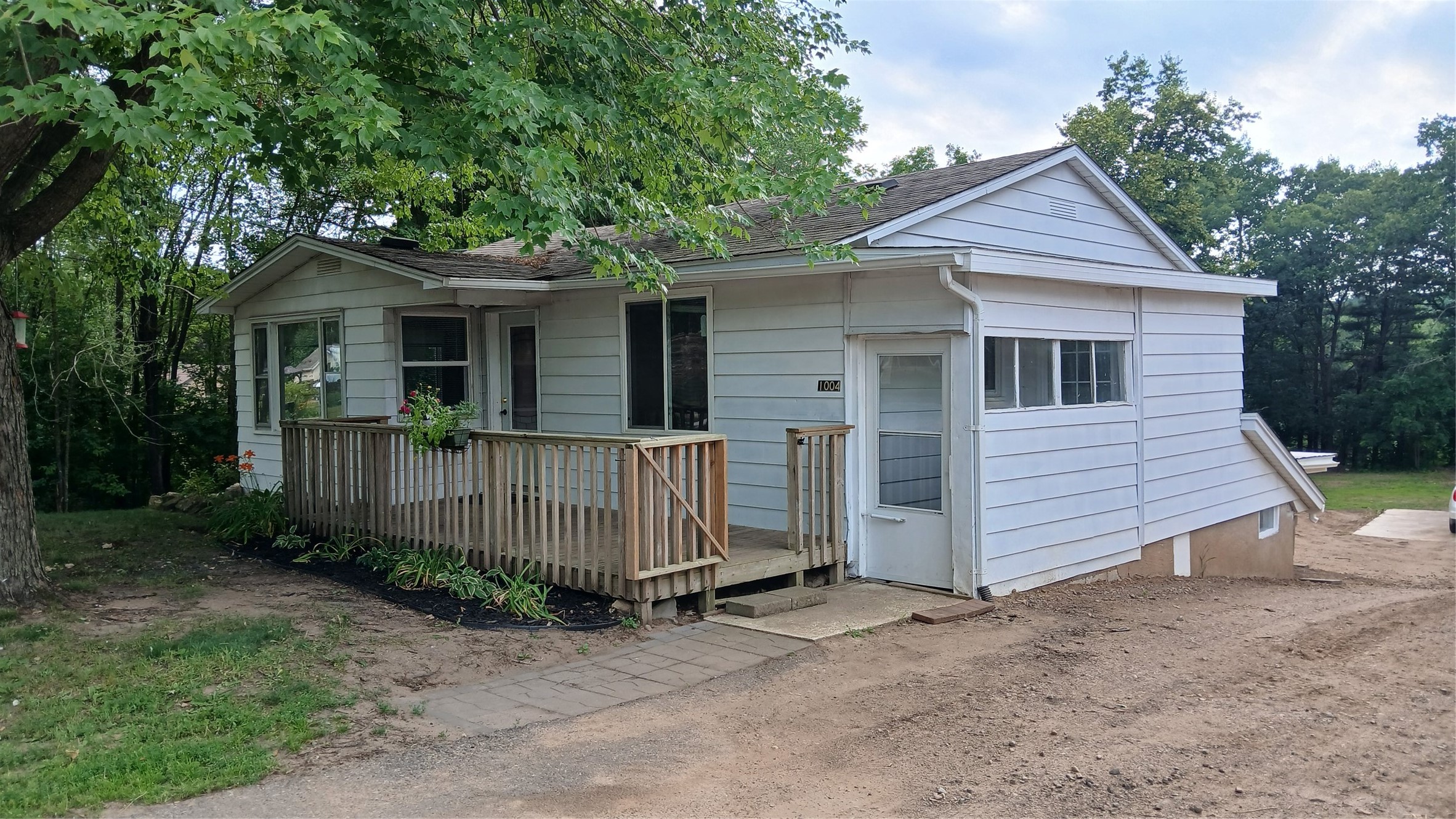 Photo of 1004 Jefferson Avenue