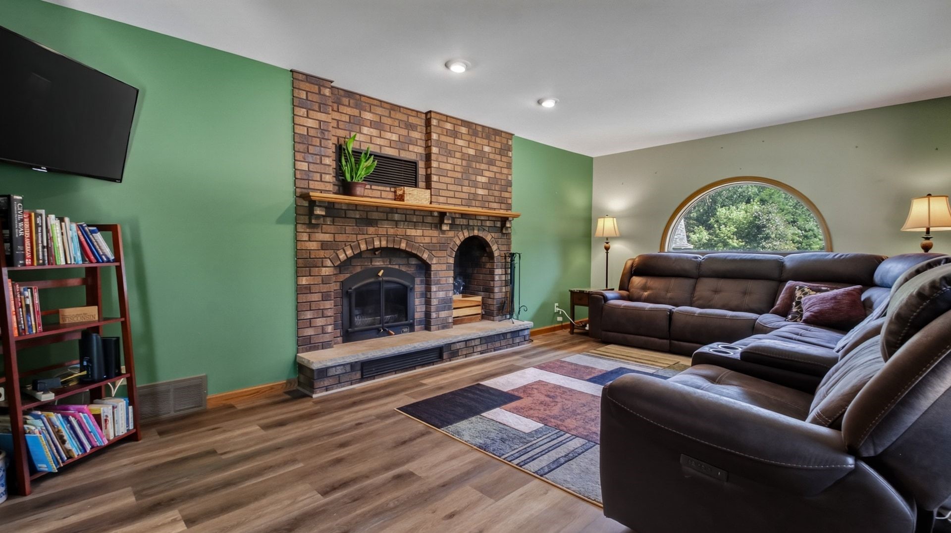 Property Photo #12