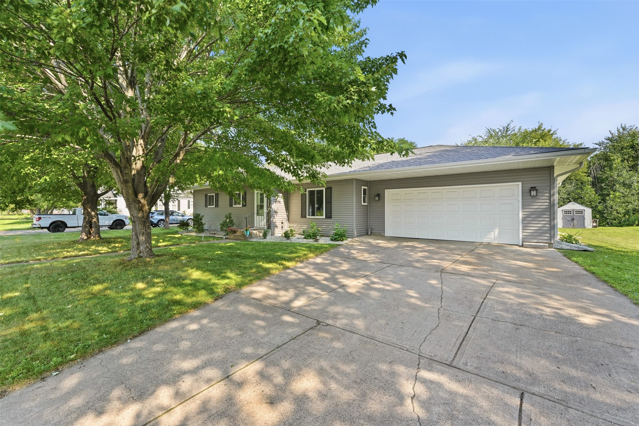 Photo of 2624 Vine Street