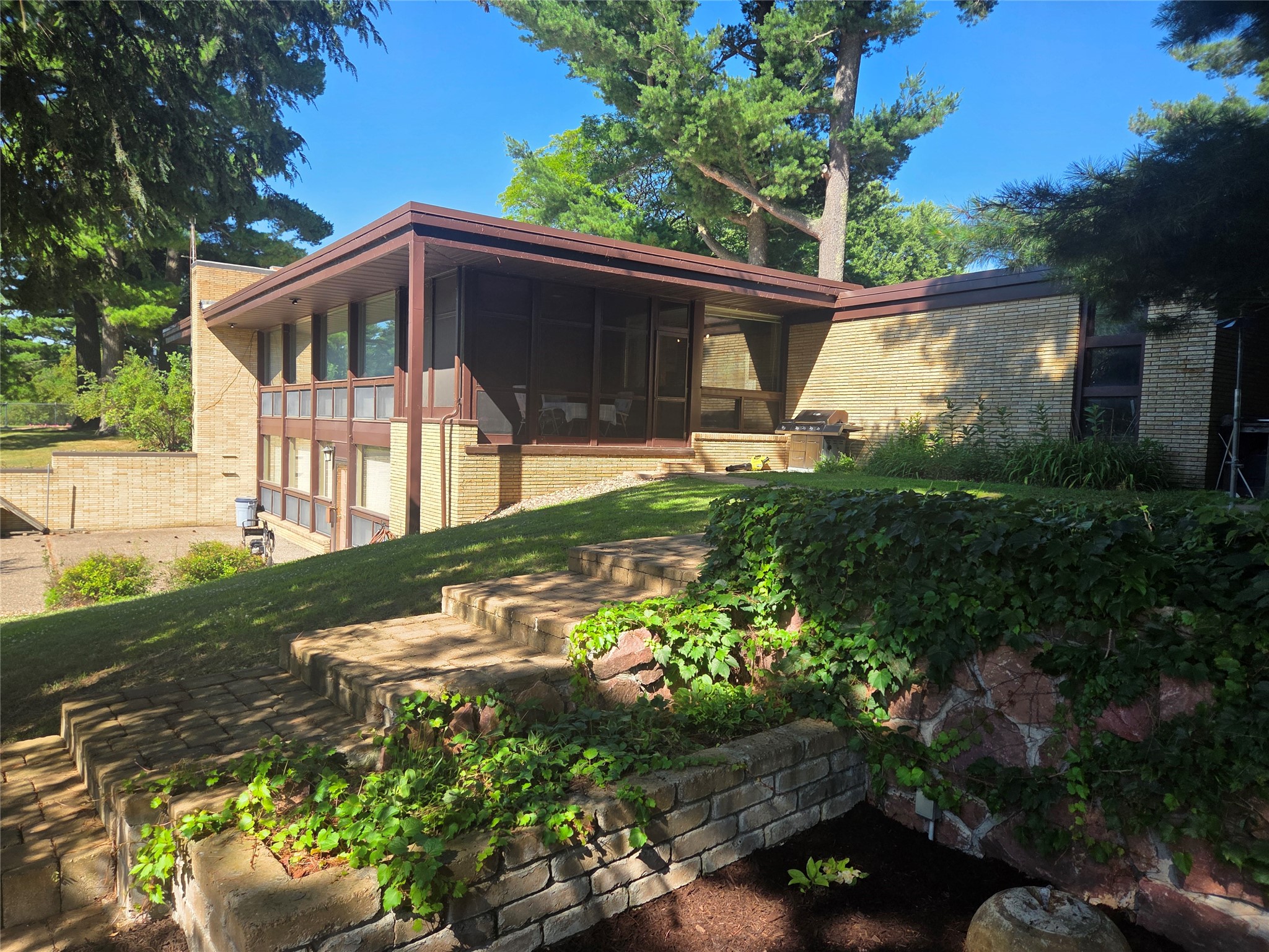 Amery Residential Real Estate