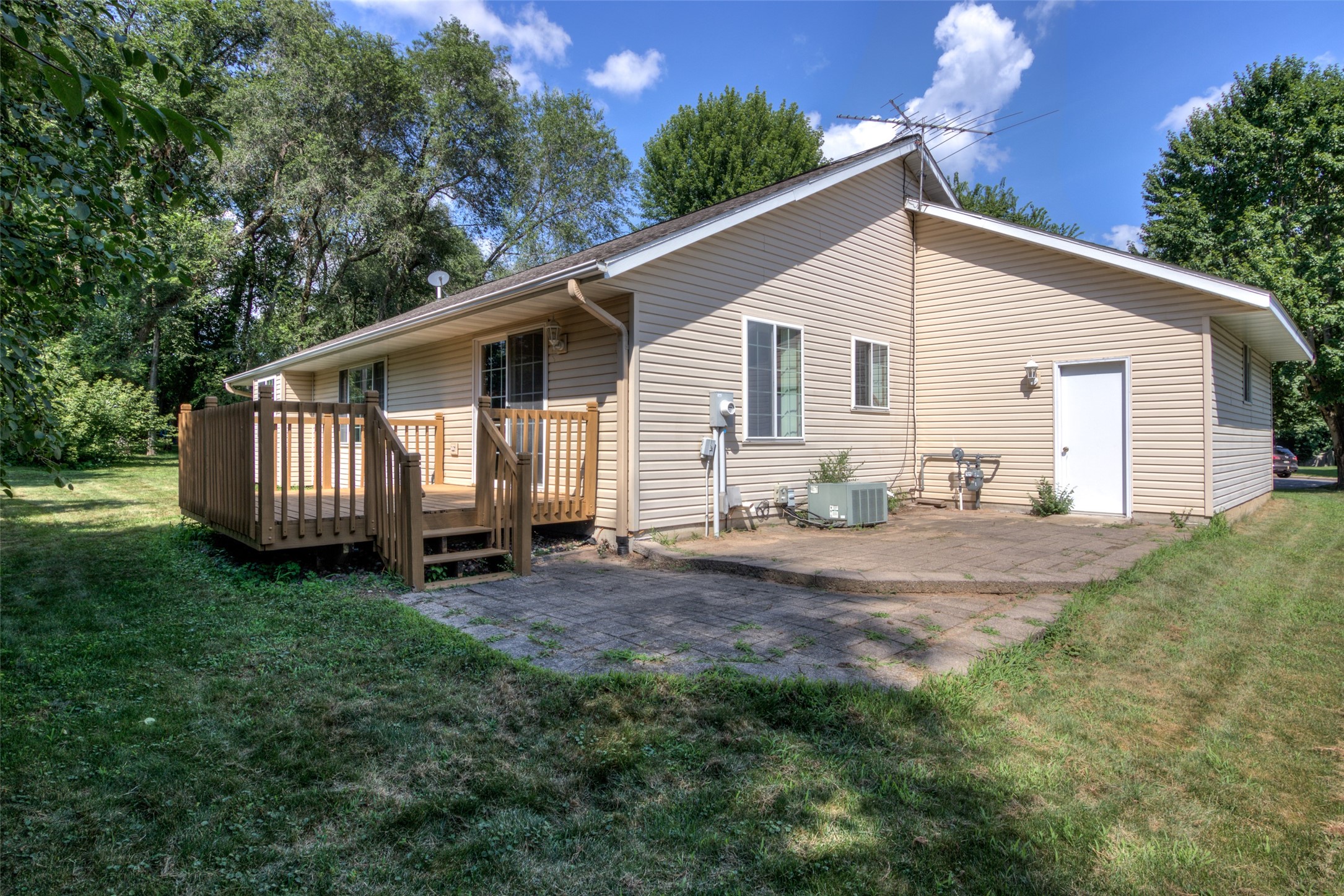 Photo 37