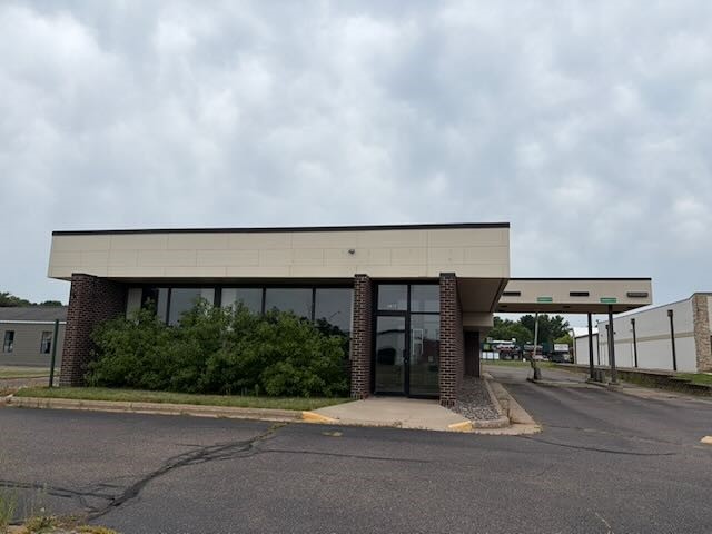 Photo of 2812 Mall Drive, Eau Claire, WI